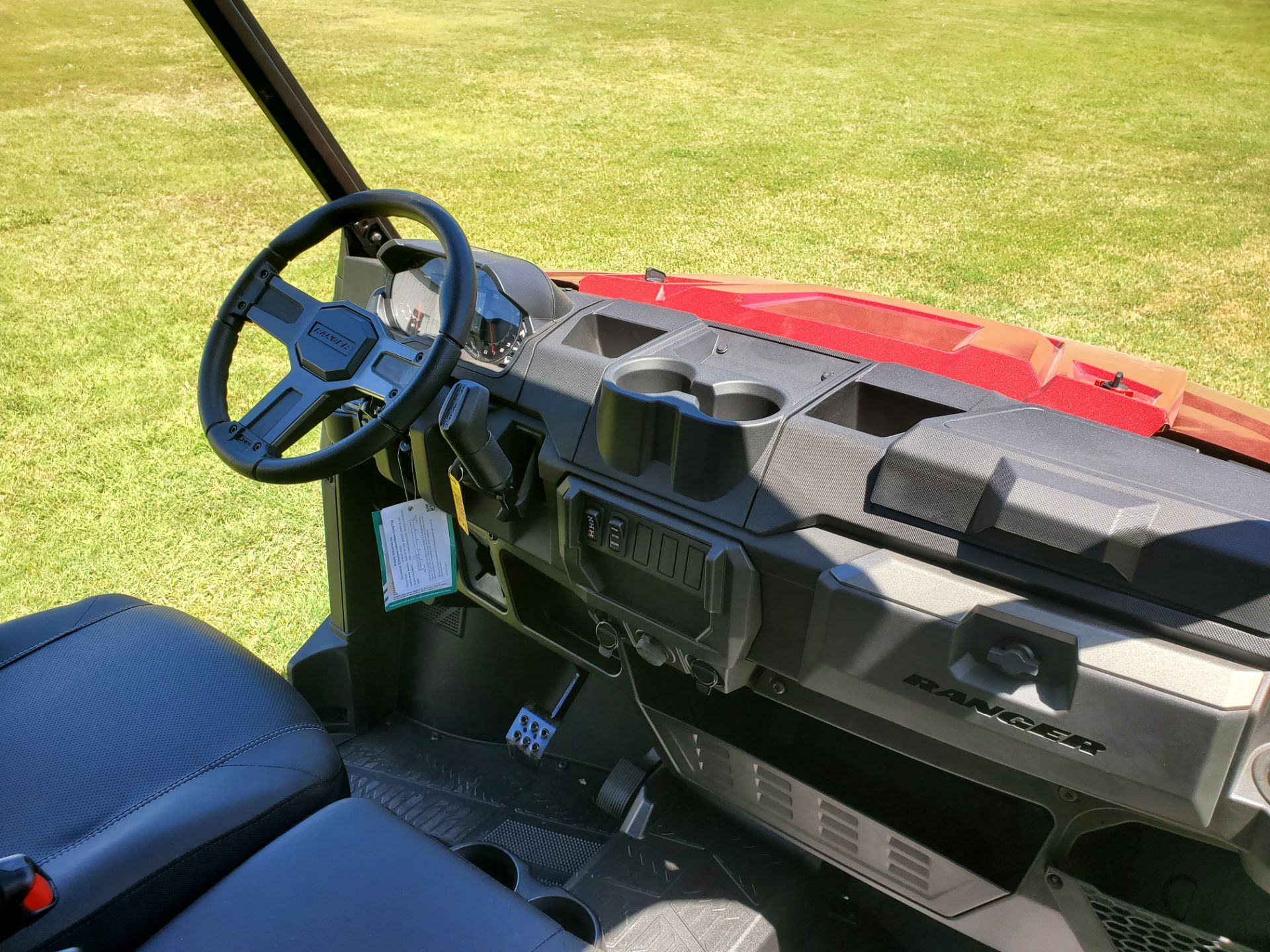 2025 Polaris Ranger XP 1000 Premium in Wellington, Kansas - Photo 14