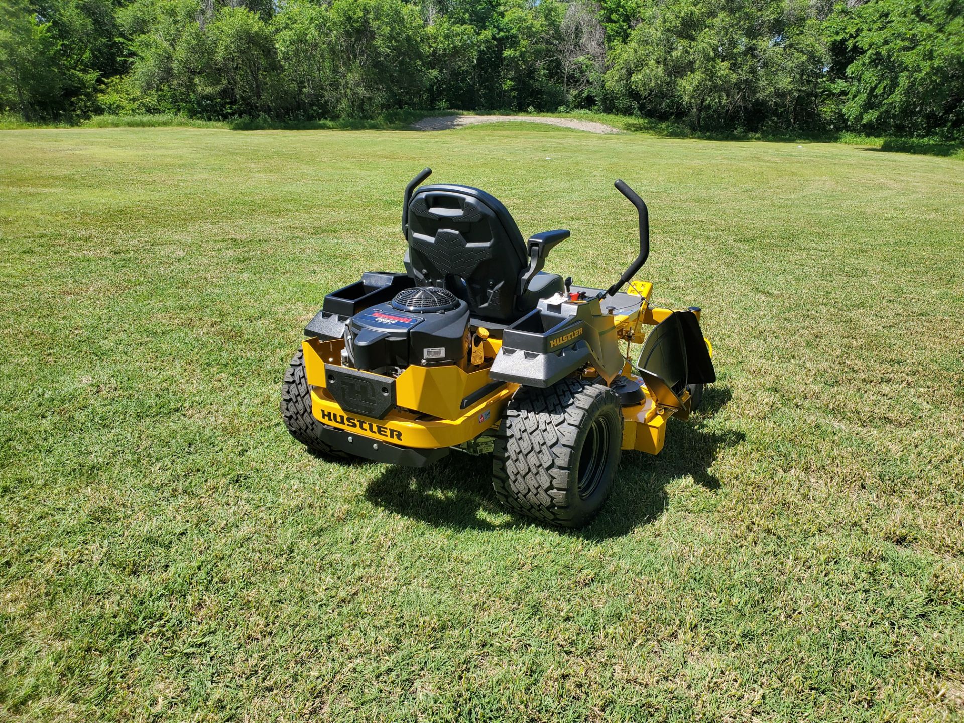 2024 Hustler Turf Equipment Raptor XD 54 in. Kawasaki FR691 23 hp in Wellington, Kansas - Photo 6