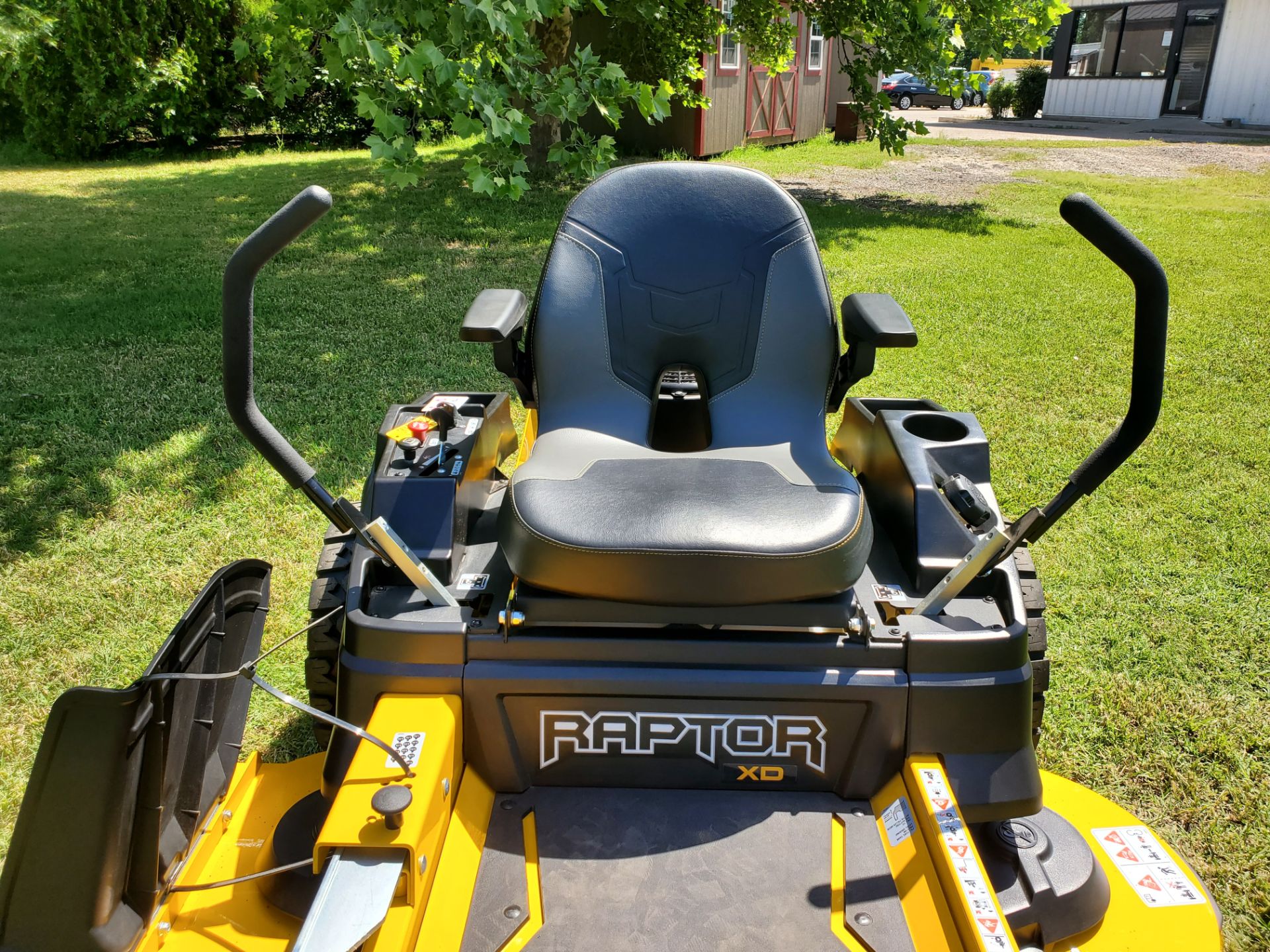 2024 Hustler Turf Equipment Raptor XD 54 in. Kawasaki FR691 23 hp in Wellington, Kansas - Photo 12