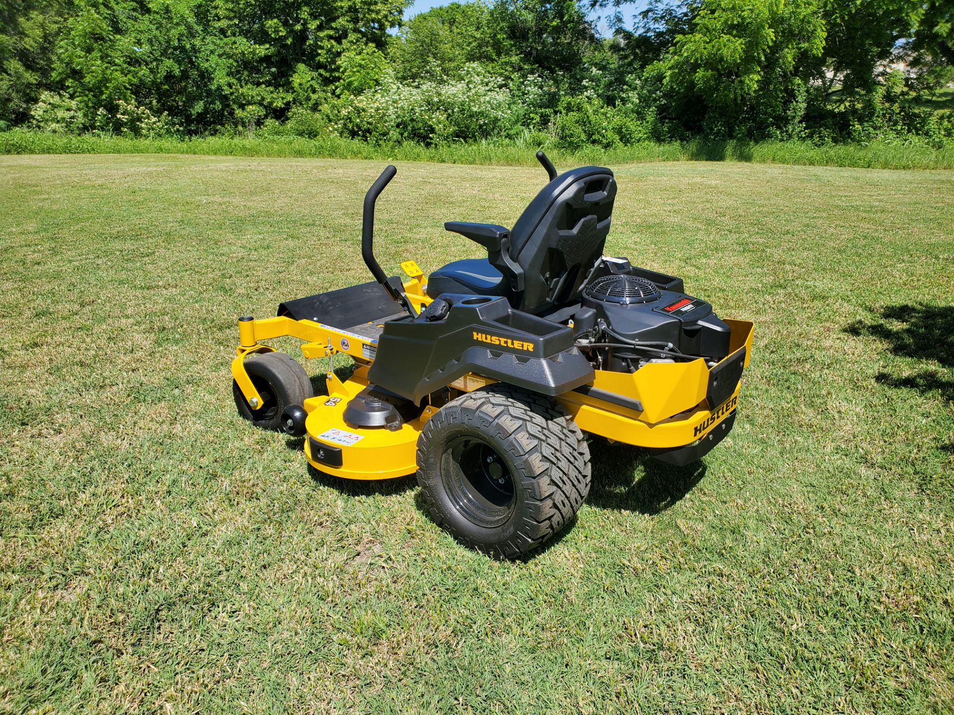 2024 Hustler Turf Equipment Raptor XD 54 in. Kawasaki FR691 23 hp in Wellington, Kansas - Photo 8