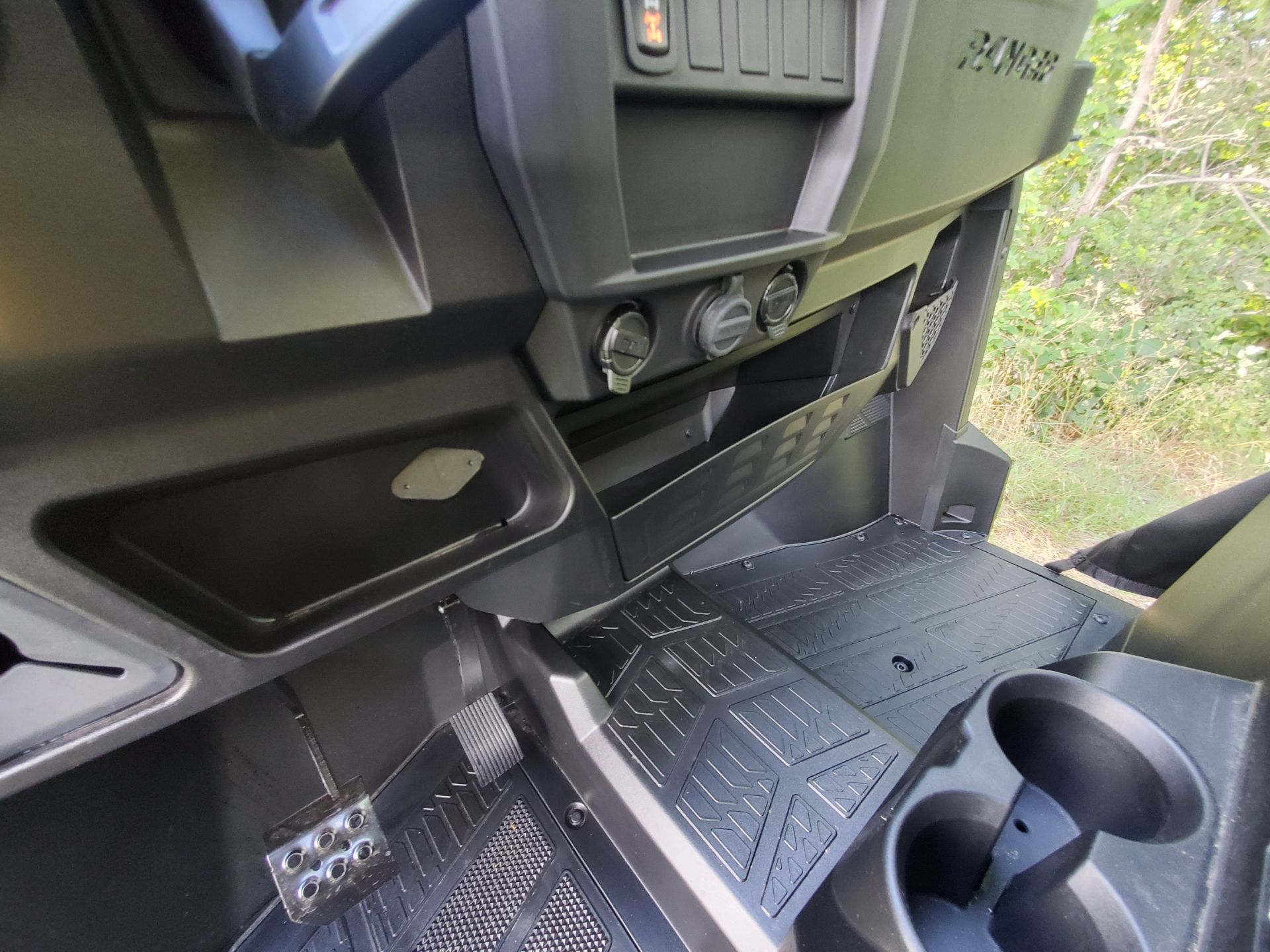 2025 Polaris Ranger 1000 Premium in Wellington, Kansas - Photo 10