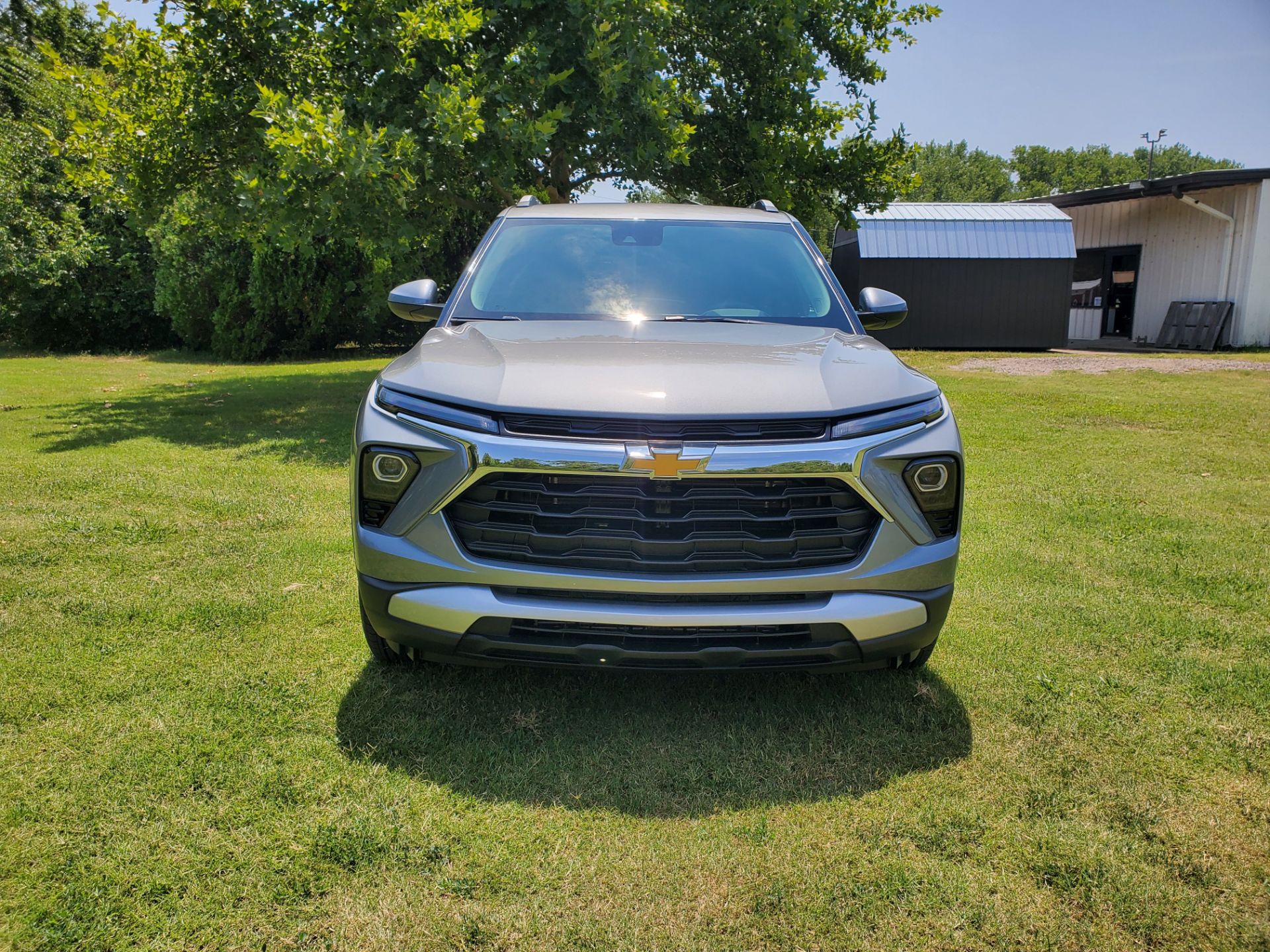 2025 Chevrolet TrailBlazer FWD 4DR LT in Wellington, Kansas - Photo 2