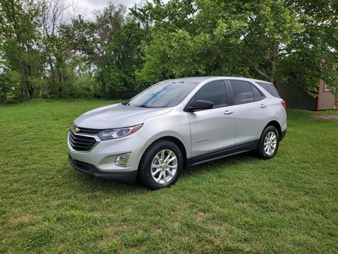 2020 Chevrolet Equinox FWD 4DR LS in Wellington, Kansas - Photo 2