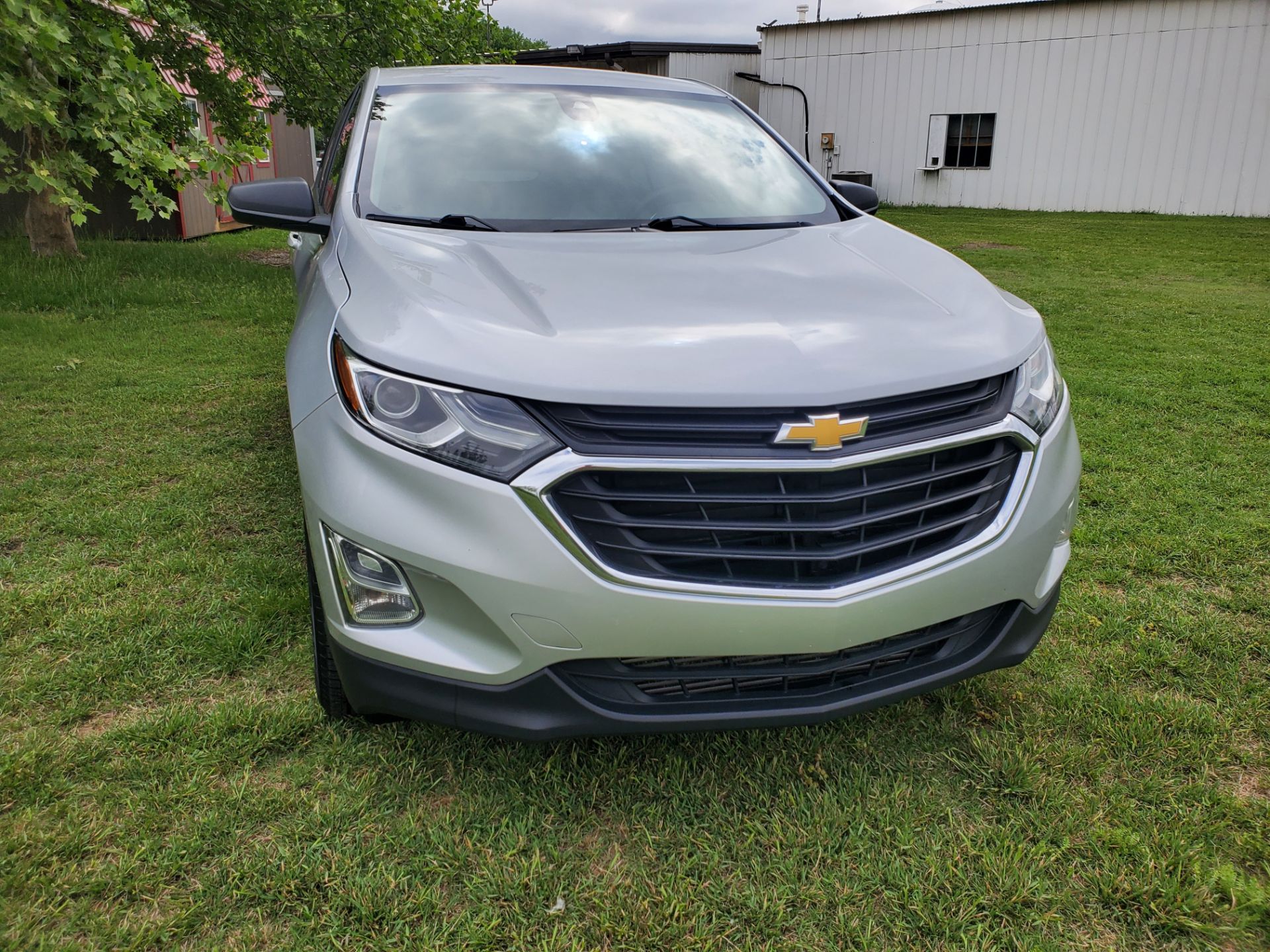 2020 Chevrolet Equinox FWD 4DR LS in Wellington, Kansas - Photo 4