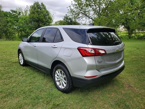 2020 Chevrolet Equinox FWD 4DR LS in Wellington, Kansas - Photo 9