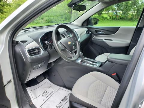 2020 Chevrolet Equinox FWD 4DR LS in Wellington, Kansas - Photo 11