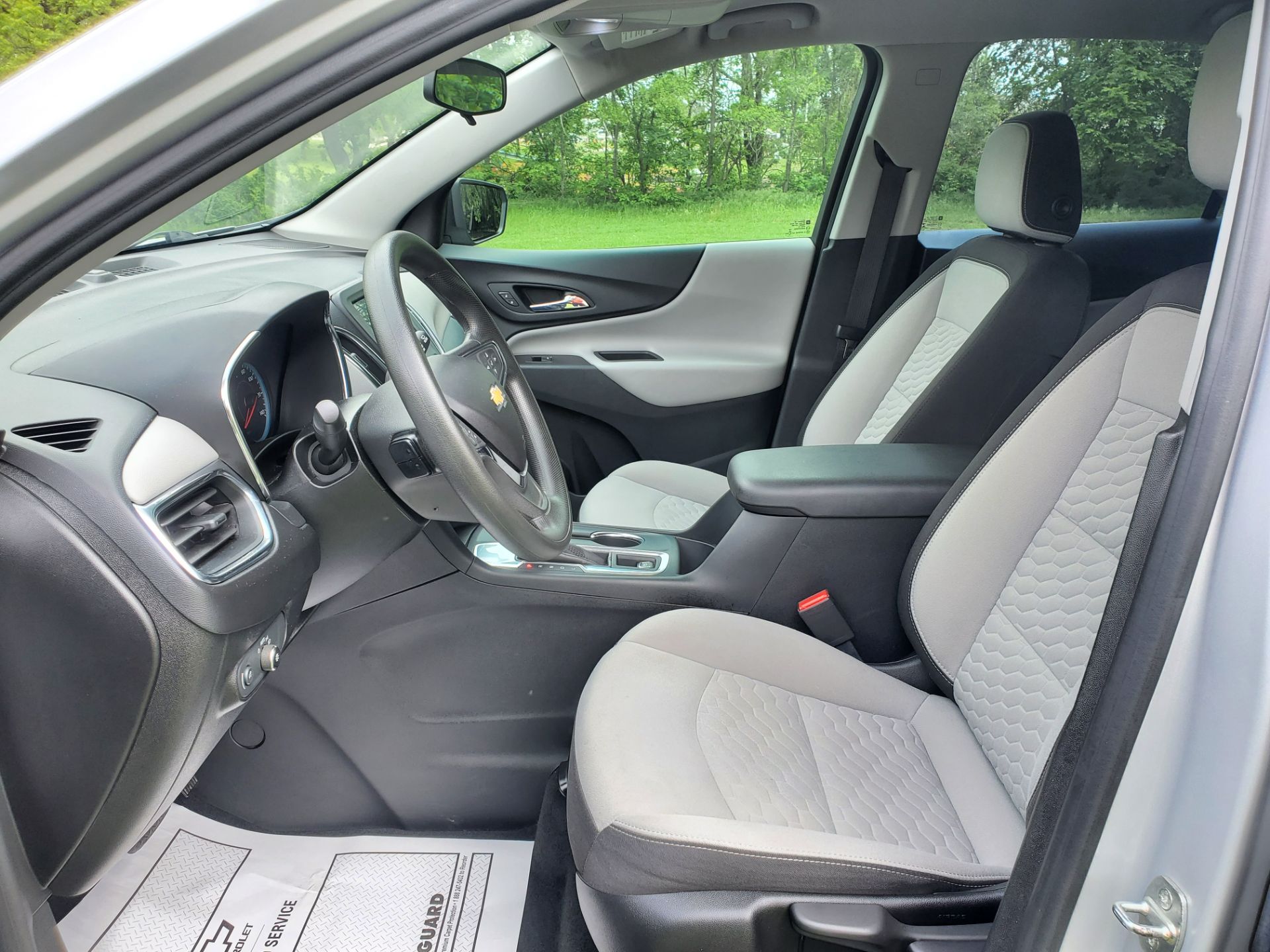 2020 Chevrolet Equinox FWD 4DR LS in Wellington, Kansas - Photo 12