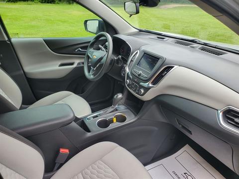 2020 Chevrolet Equinox FWD 4DR LS in Wellington, Kansas - Photo 21