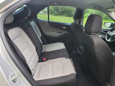 2020 Chevrolet Equinox FWD 4DR LS in Wellington, Kansas - Photo 24