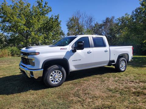 2025 Chevrolet Silverado 4WD Crew Cab 159" LT in Wellington, Kansas