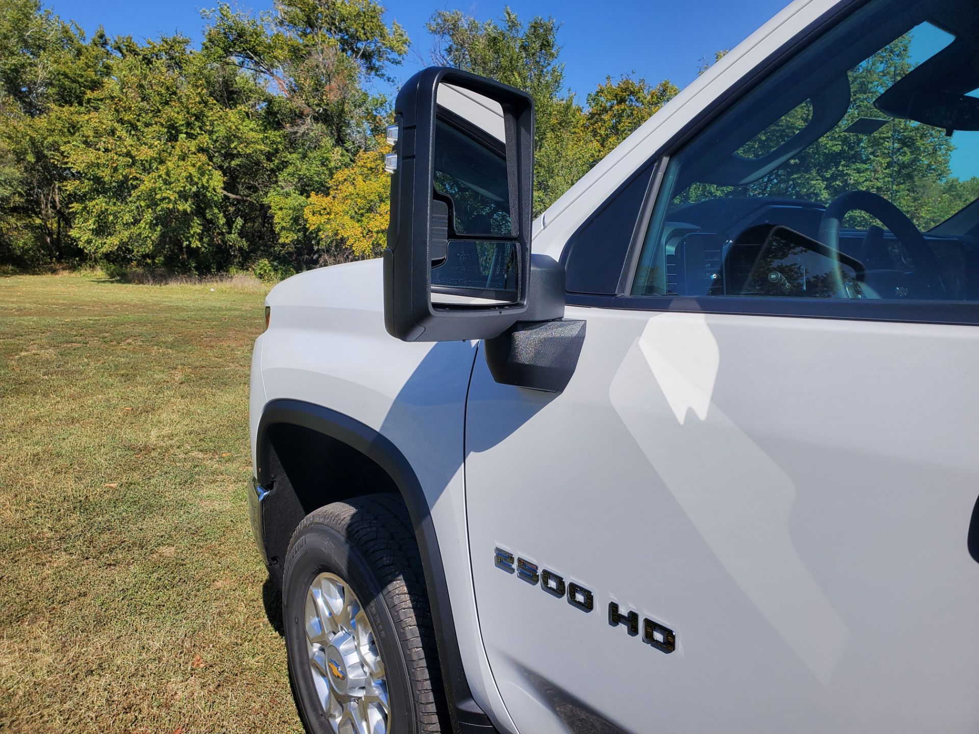 2025 Chevrolet Silverado 4WD Crew Cab 159" LT in Wellington, Kansas - Photo 11