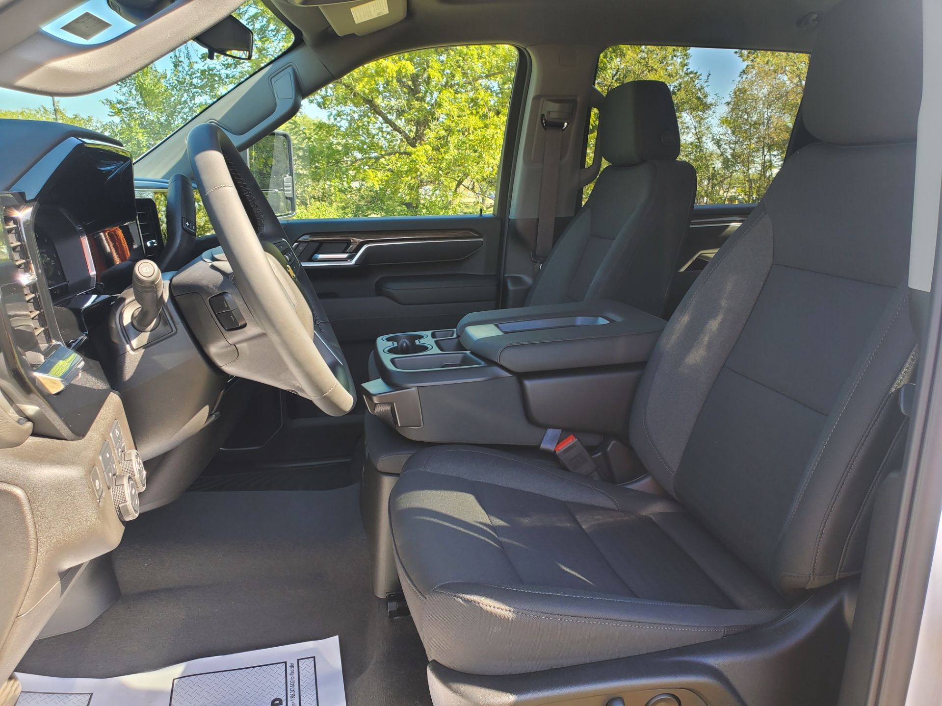 2025 Chevrolet Silverado 4WD Crew Cab 159" LT in Wellington, Kansas - Photo 16