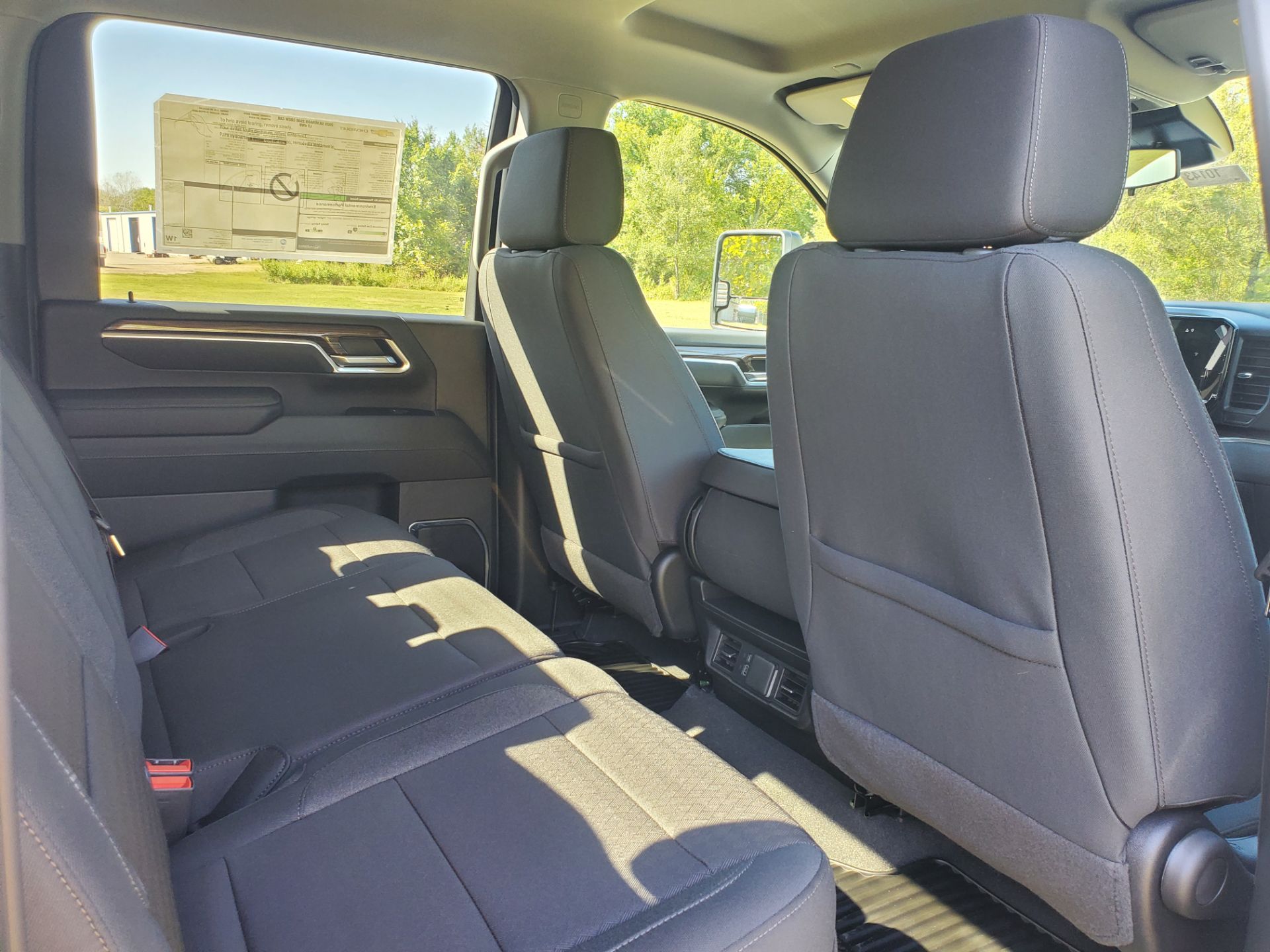 2025 Chevrolet Silverado 4WD Crew Cab 159" LT in Wellington, Kansas - Photo 29