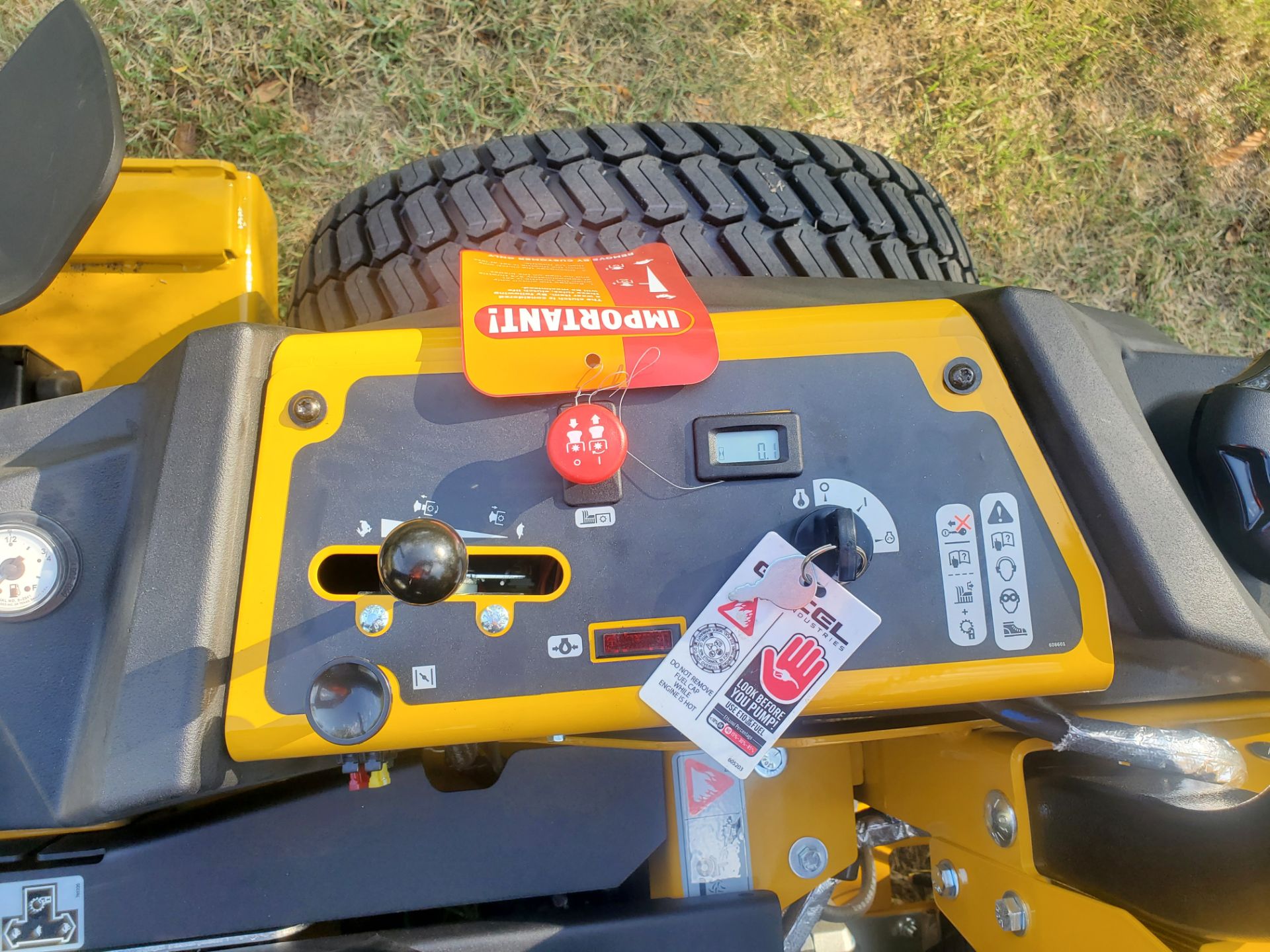 2023 Hustler Turf Equipment HyperDrive 72 in. Kawasaki FX1000 EFI 38.5 hp in Wellington, Kansas - Photo 14