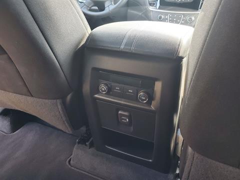 2023 Chevrolet Traverse FWD LT in Wellington, Kansas - Photo 21