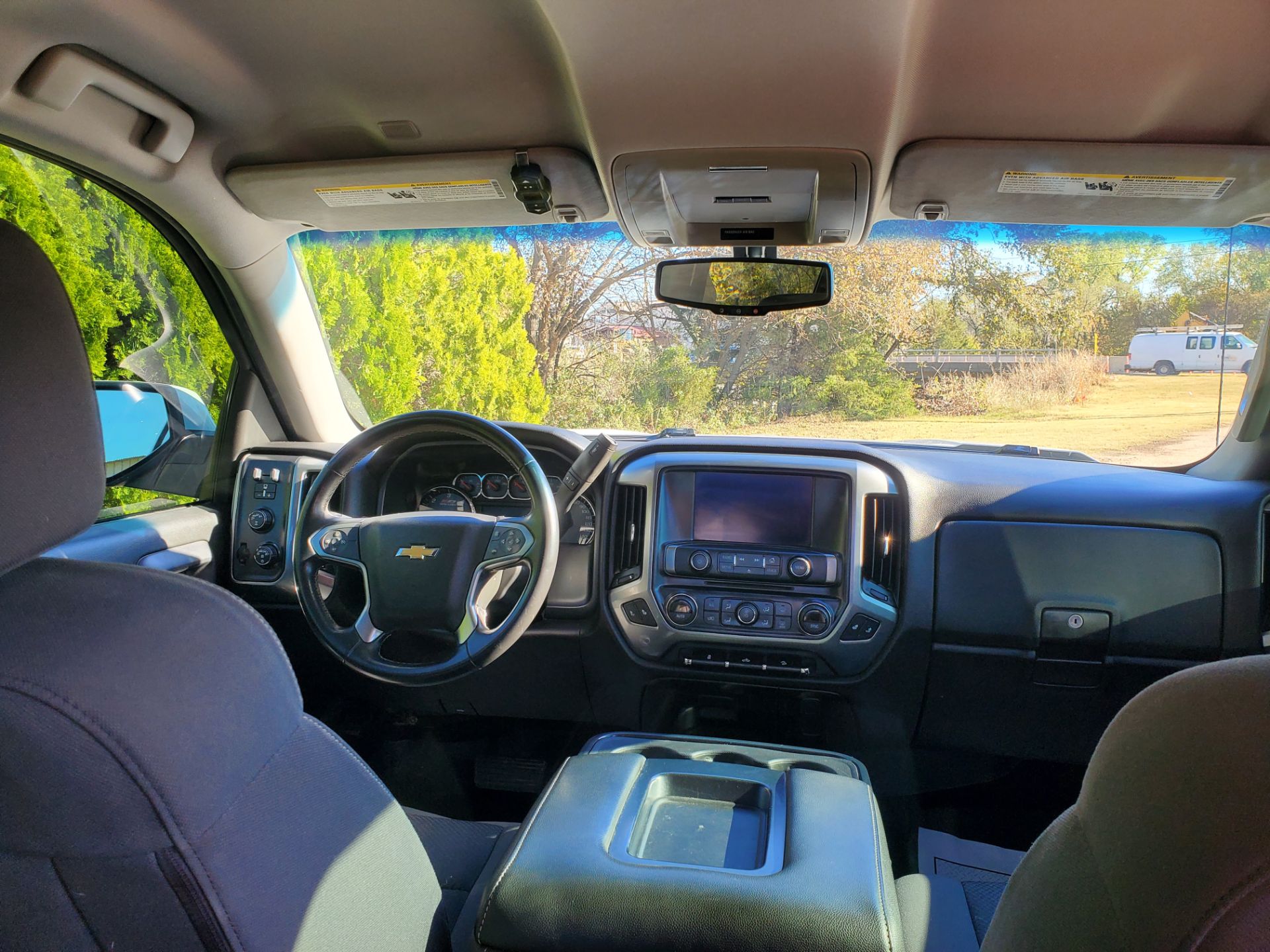 2017 Chevrolet Silverado 4WD Crew Cab LT Z71 in Wellington, Kansas - Photo 33