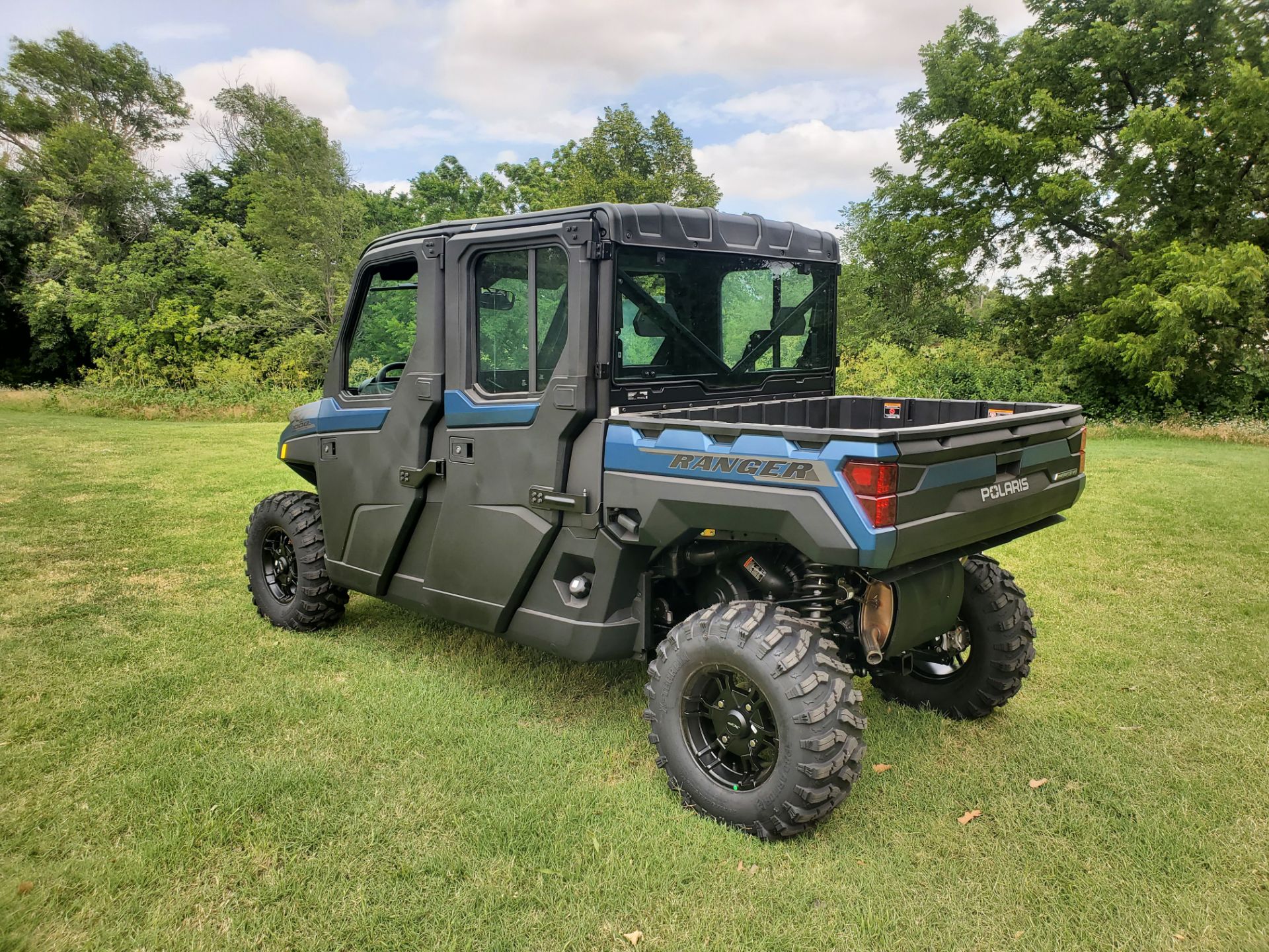 2025 Polaris Ranger Crew XP 1000 NorthStar Edition Premium with Fixed Windshield in Wellington, Kansas - Photo 9