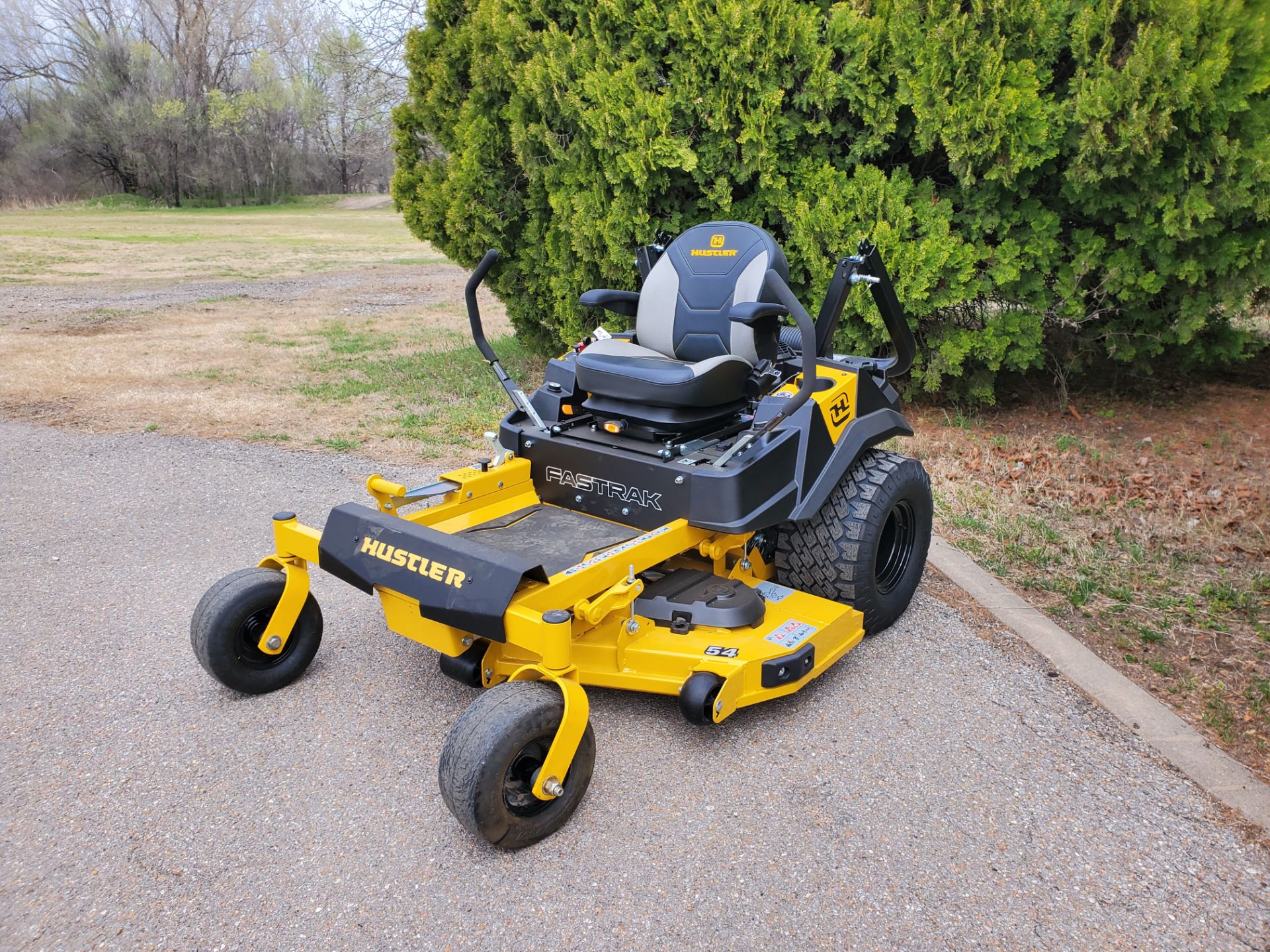 2024 Hustler Turf Equipment FasTrak 54 in. Kawasaki FT691 22 hp in Wellington, Kansas - Photo 1