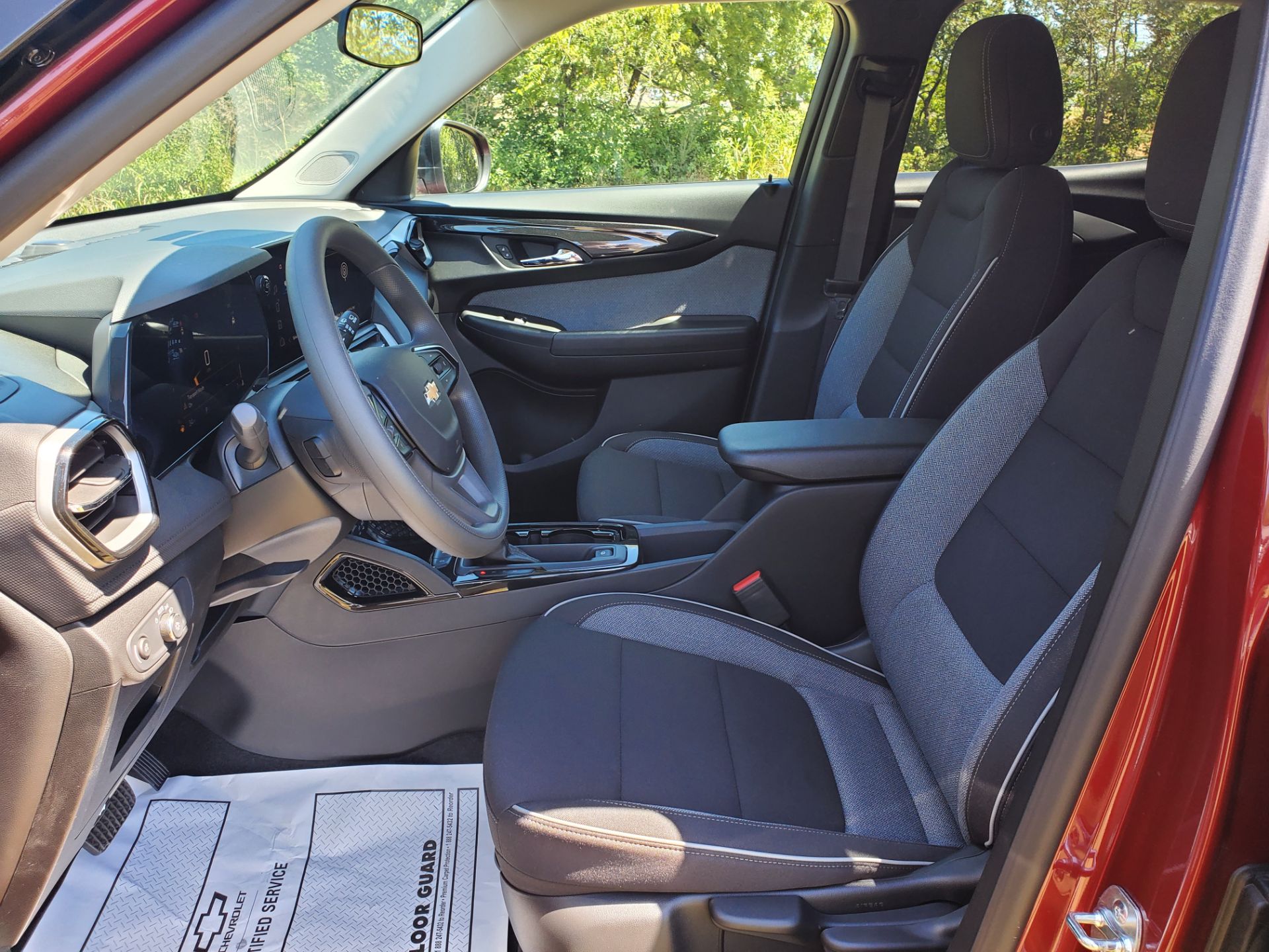 2024 Chevrolet TrailBlazer FWD 4DR LT in Wellington, Kansas - Photo 11