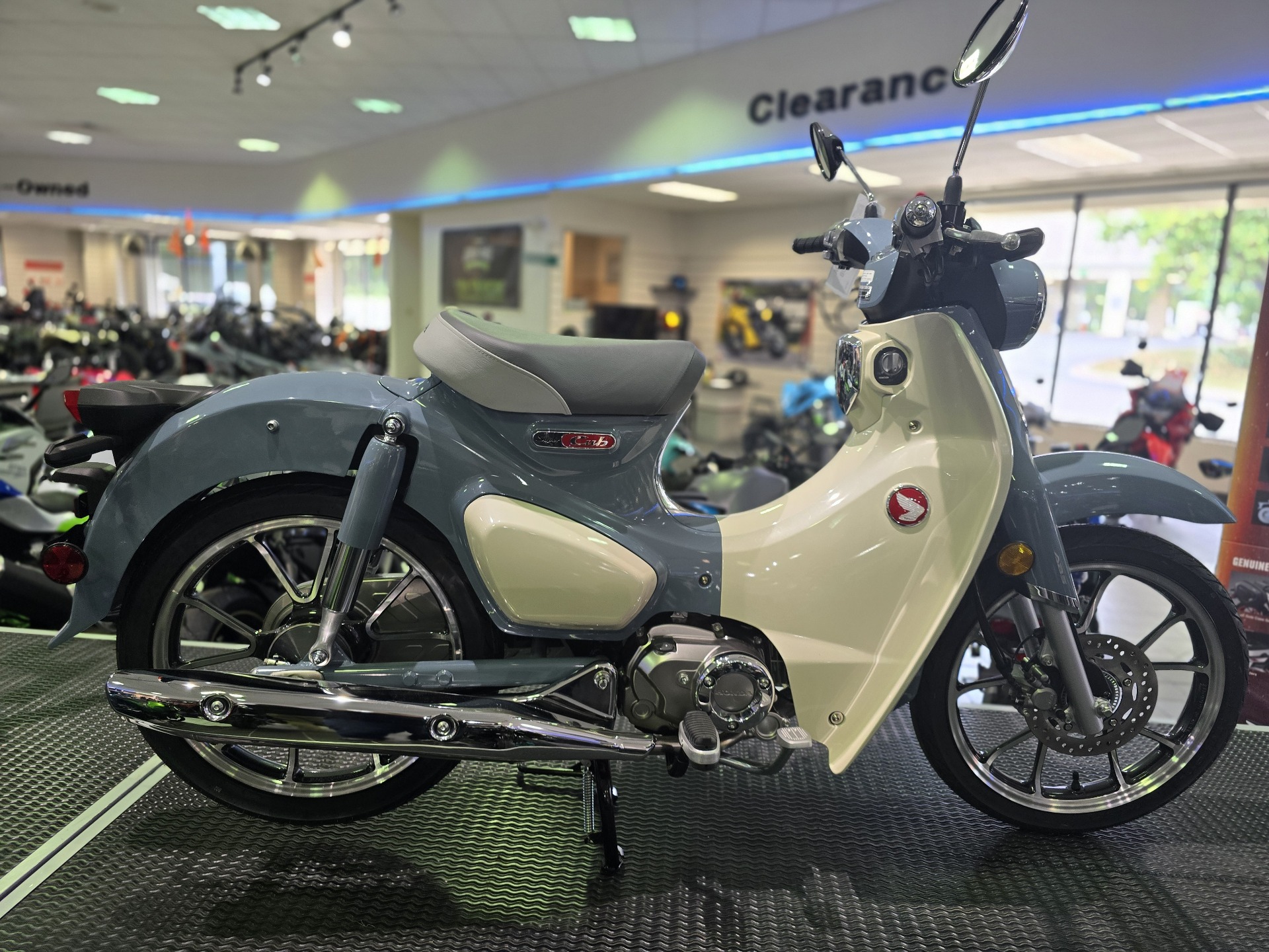 2024 Honda Super Cub C125 ABS in Asheville, North Carolina - Photo 1