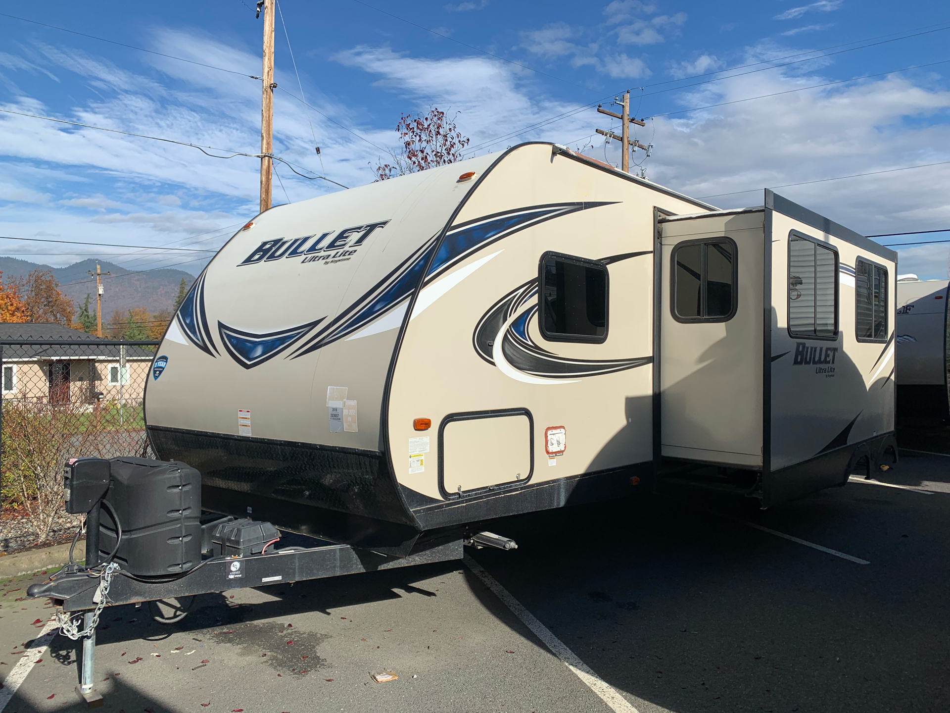 2018 KEYSTONE MFG BULLET 287QBSWE in Grants Pass, Oregon - Photo 2