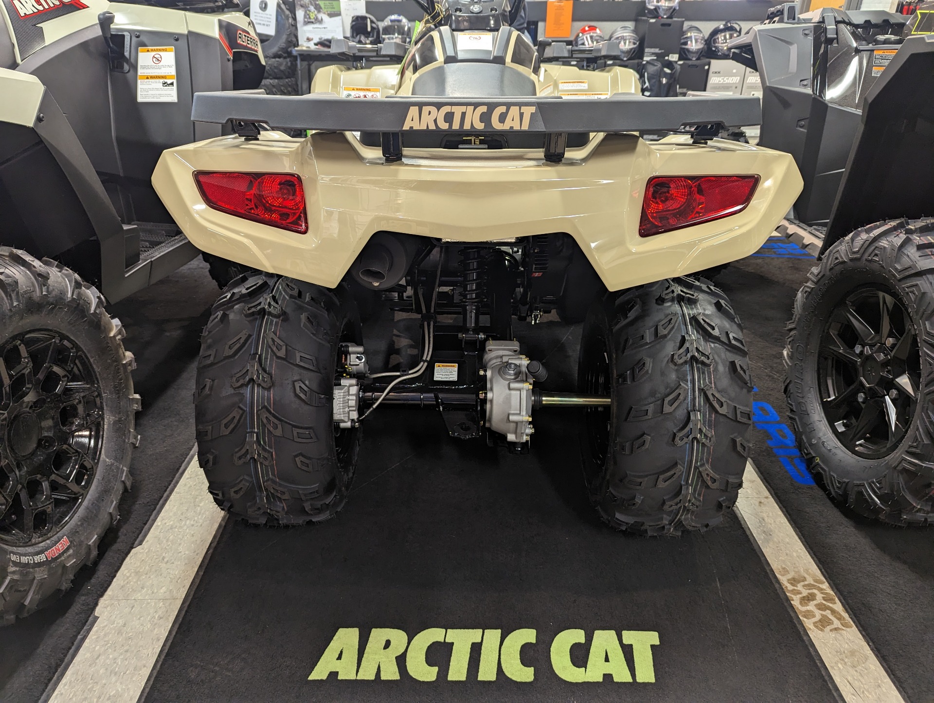 2023 Arctic Cat Alterra 300 in Elma, New York - Photo 5