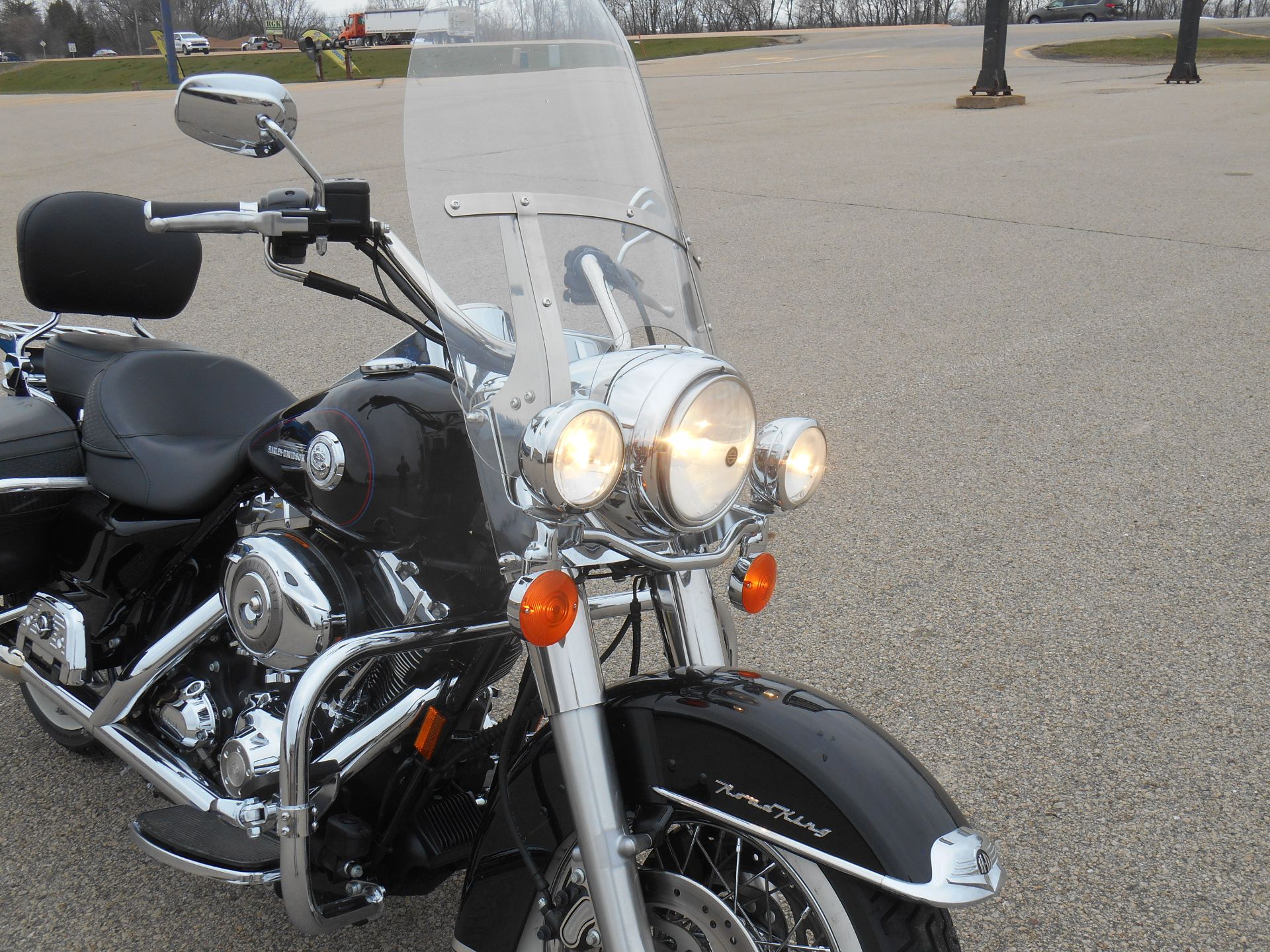 2007 Harley-Davidson FLHRC Road King® Classic Patriot Special Edition in Dubuque, Iowa - Photo 2