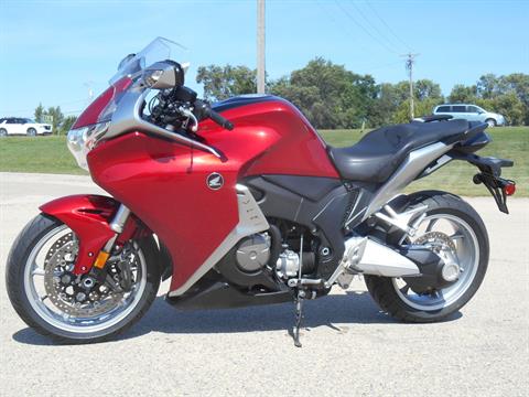 2010 Honda VFR1200F in Dubuque, Iowa - Photo 6