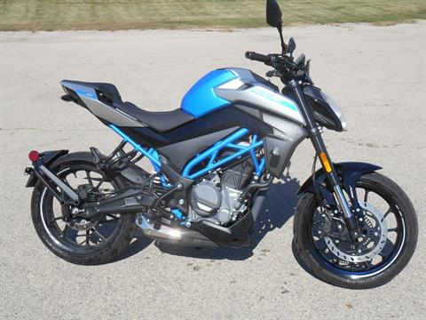 2023 CFMOTO 300NK in Dubuque, Iowa