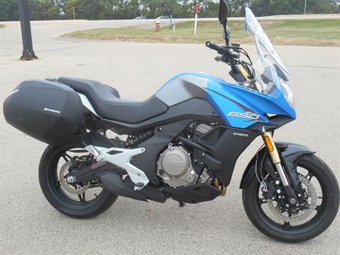 2023 CFMOTO 650 Adventura in Dubuque, Iowa