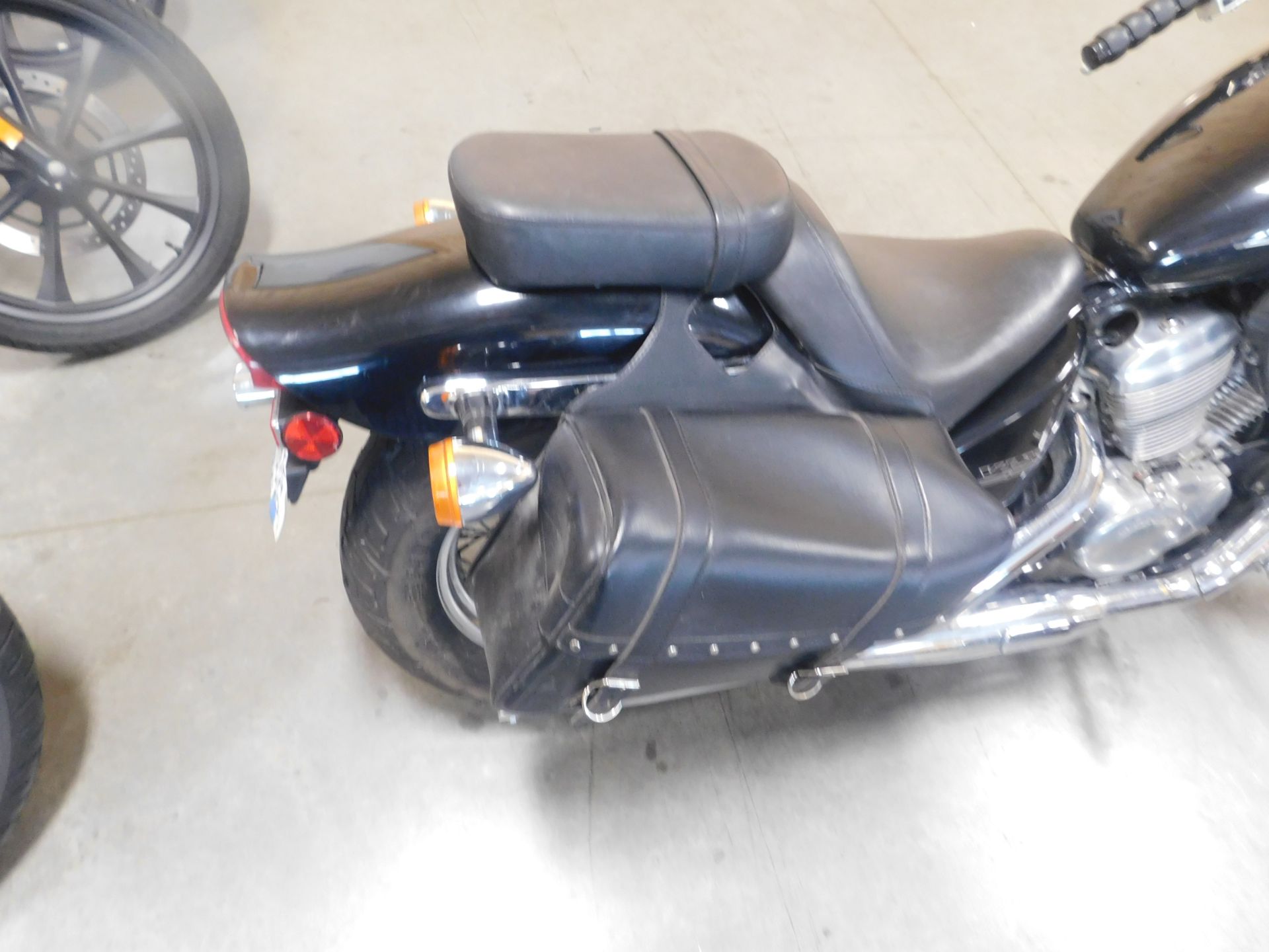2000 Honda Shadow VLX in Sauk Rapids, Minnesota - Photo 5