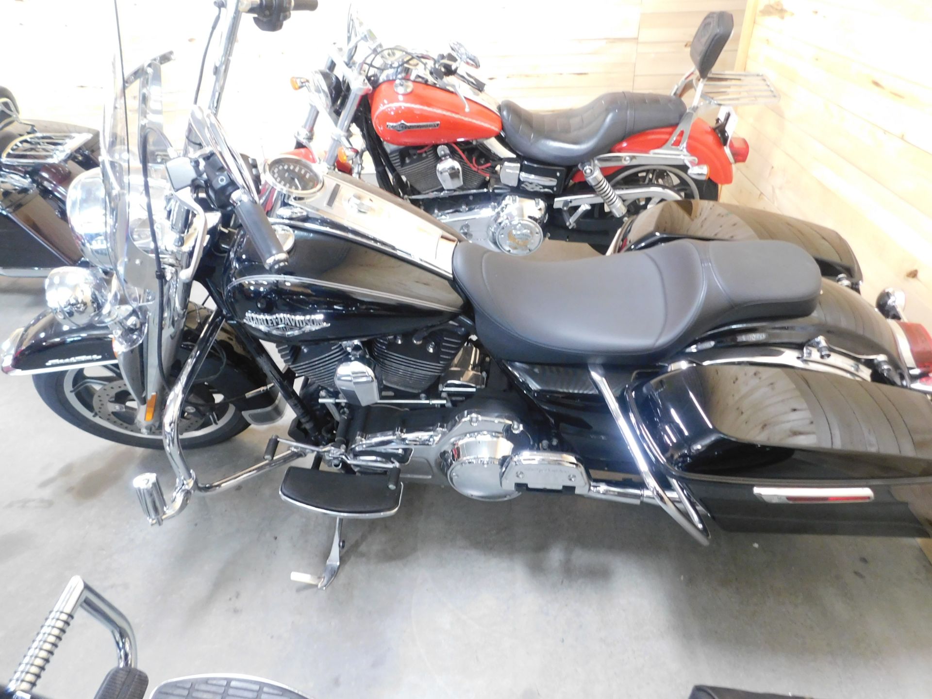 2014 Harley-Davidson Road King® in Sauk Rapids, Minnesota - Photo 4