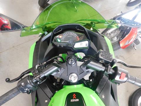 2014 Kawasaki Ninja® 300 ABS SE in Sauk Rapids, Minnesota - Photo 6