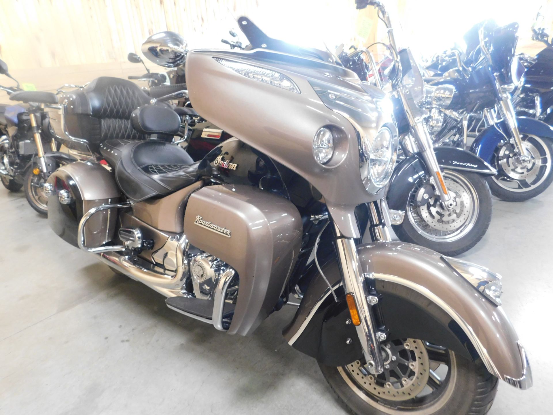 2018 Indian Motorcycle Roadmaster® ABS in Sauk Rapids, Minnesota - Photo 7