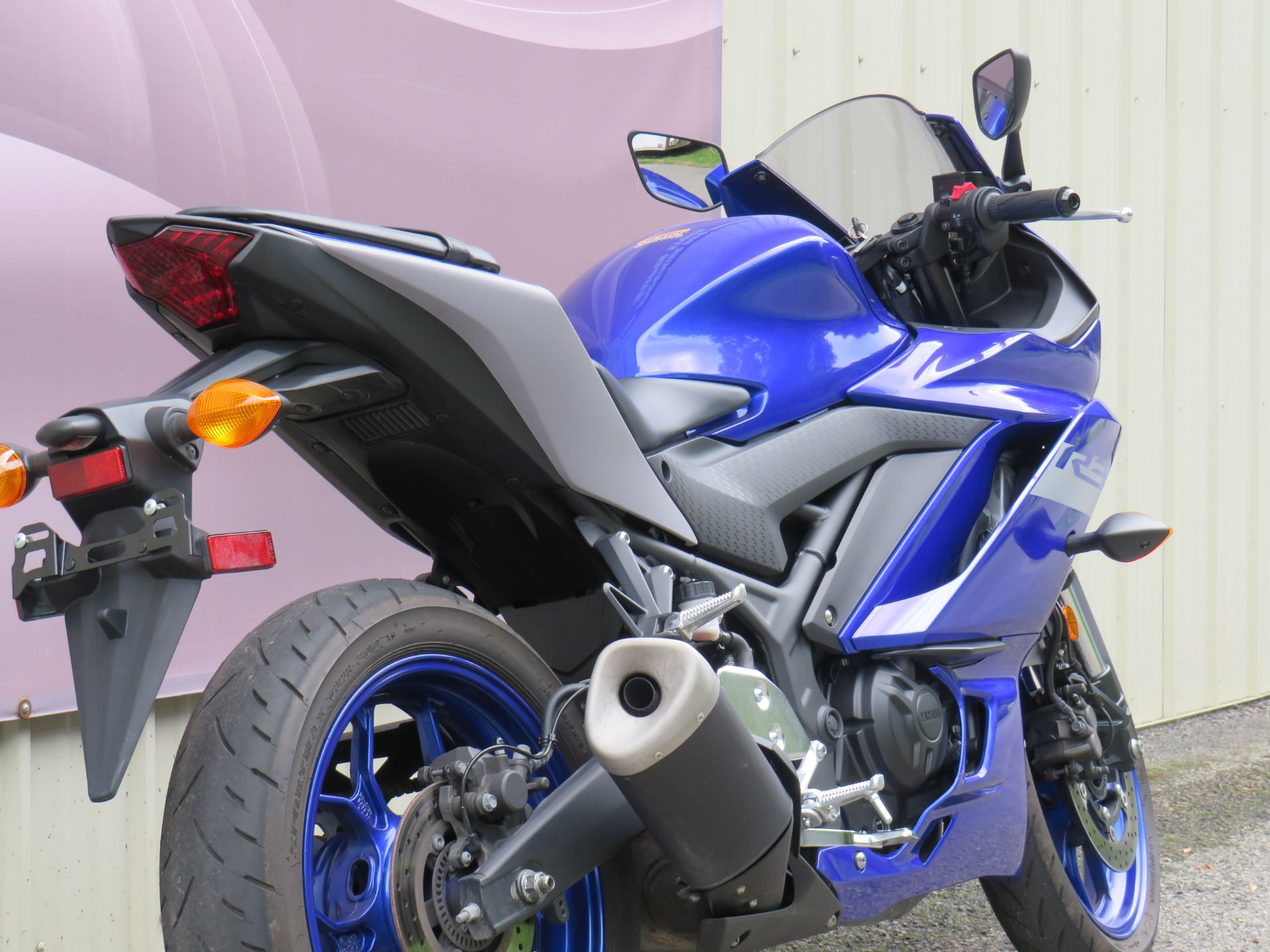2021 Yamaha YZF-R3 ABS in Guilderland, New York - Photo 4