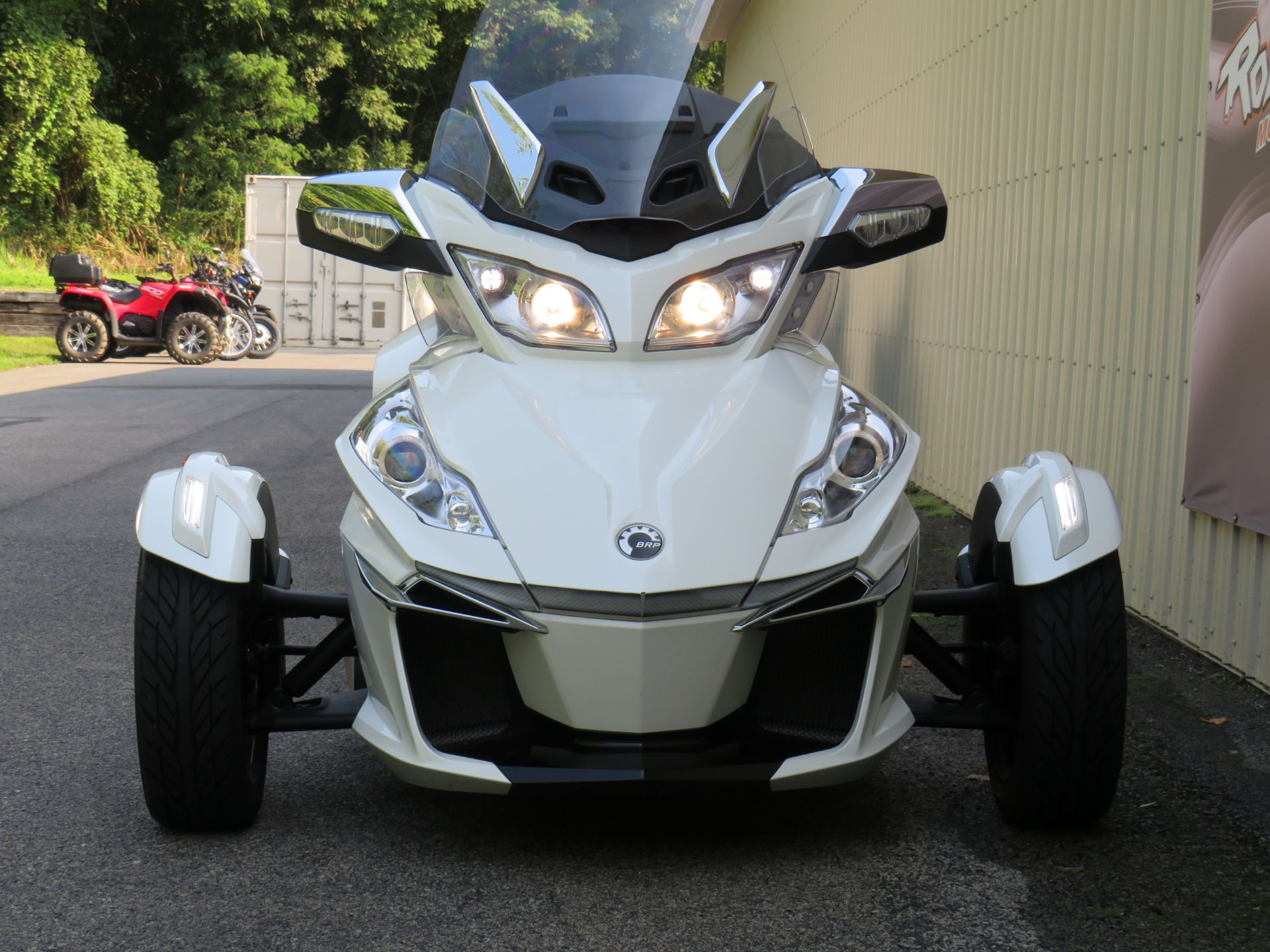 2017 Can-Am Spyder RT Limited in Guilderland, New York - Photo 3