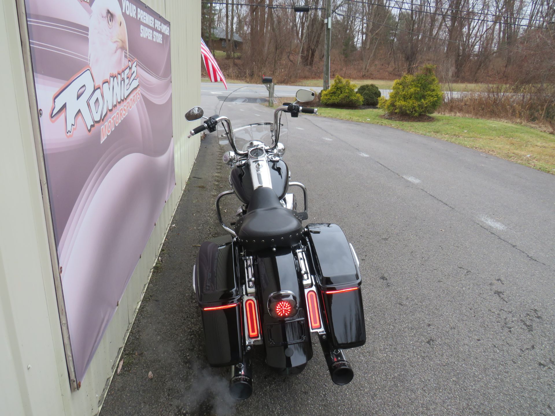 2019 Harley-Davidson Road King® in Guilderland, New York - Photo 6