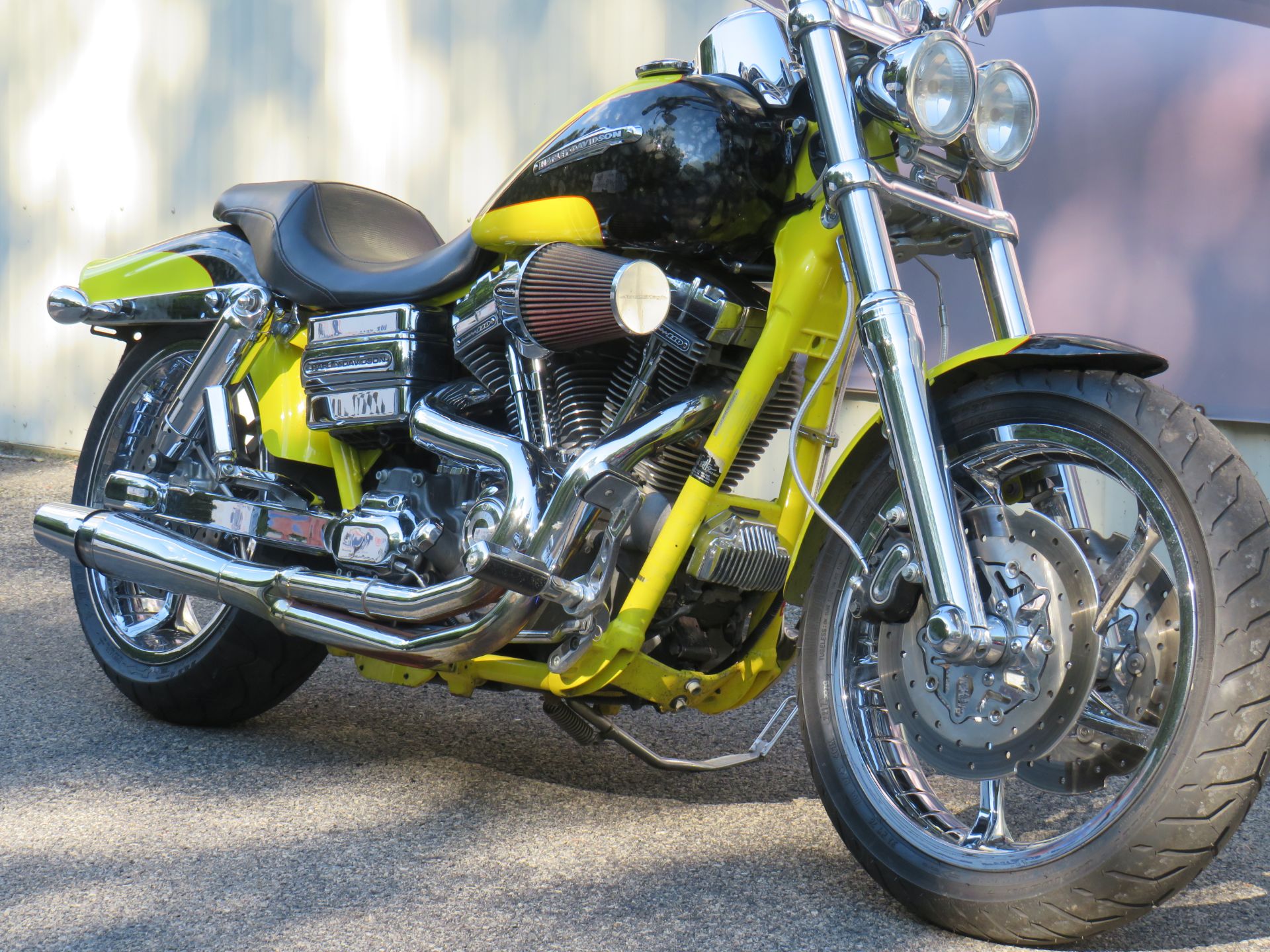 2009 Harley-Davidson CVO™ Dyna® Fat Bob® in Guilderland, New York - Photo 2