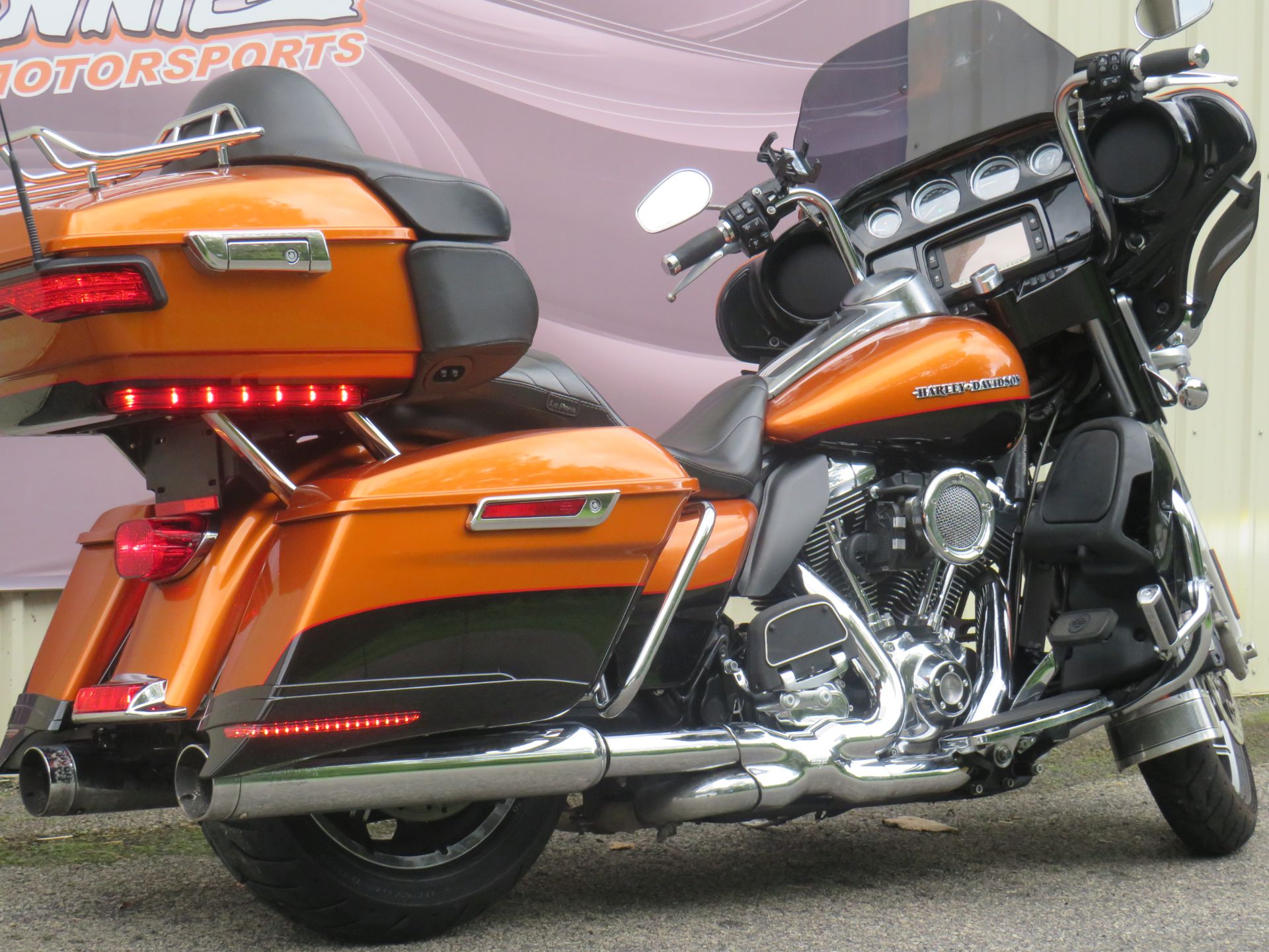 2015 Harley-Davidson Ultra Limited Low in Guilderland, New York - Photo 4