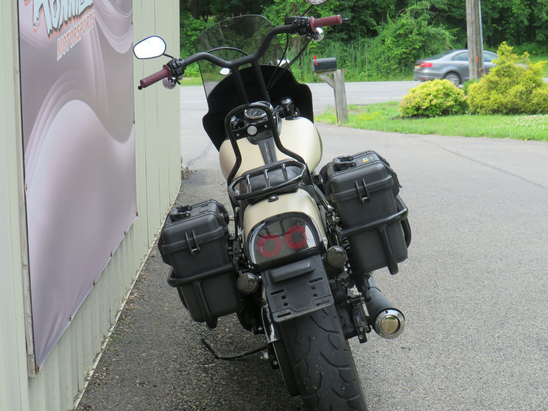 2014 Harley-Davidson Dyna® Fat Bob® in Guilderland, New York - Photo 5