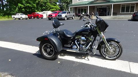 2015 Harley-Davidson Freewheeler™ in Bennington, Vermont - Photo 9