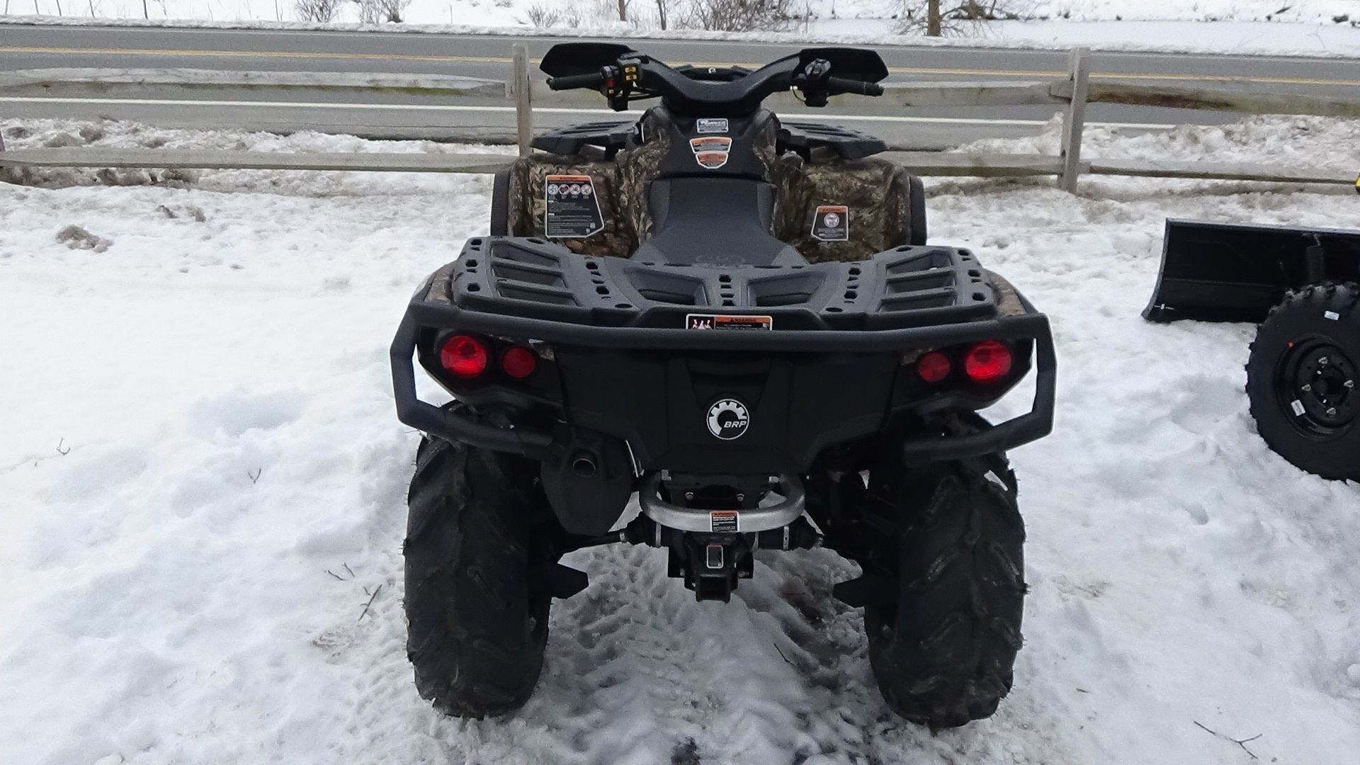 2023 Can-Am Outlander Hunting Edition 850 in Bennington, Vermont - Photo 7