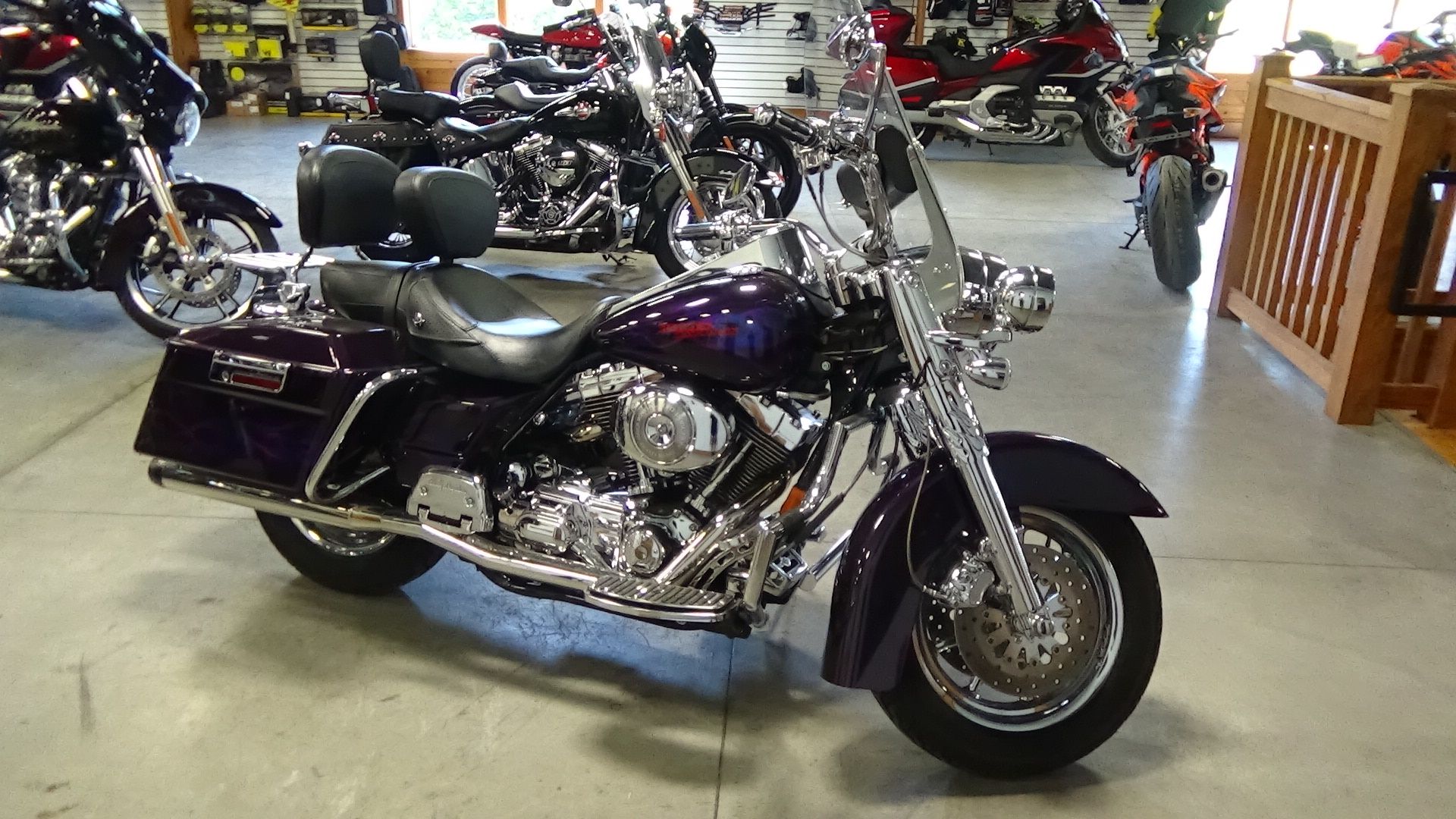 2005 Harley-Davidson FLHRI Road King® Peace Officer Special Edition in Bennington, Vermont - Photo 1