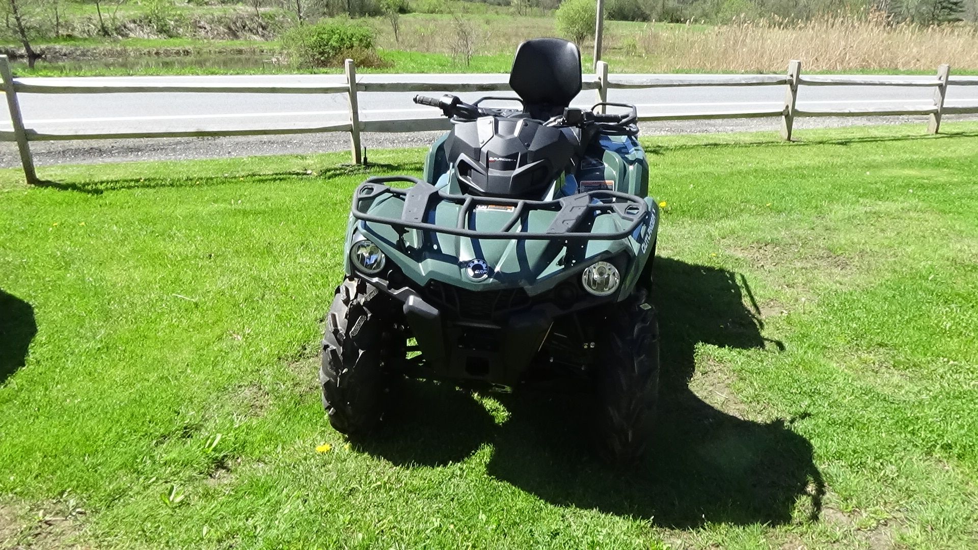 2024 Can-Am Outlander MAX 6x6 DPS 450 in Bennington, Vermont - Photo 5