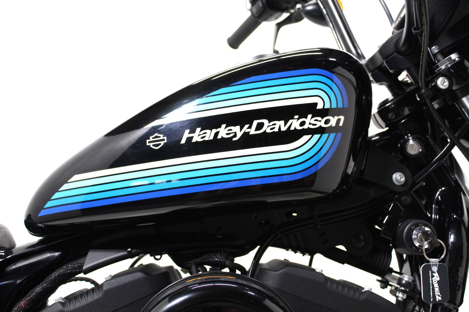 2018 Harley-Davidson Iron 1200™ in Bennington, Vermont - Photo 9