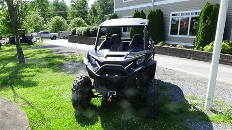 2024 Can-Am Commander XT 700 in Bennington, Vermont - Photo 3