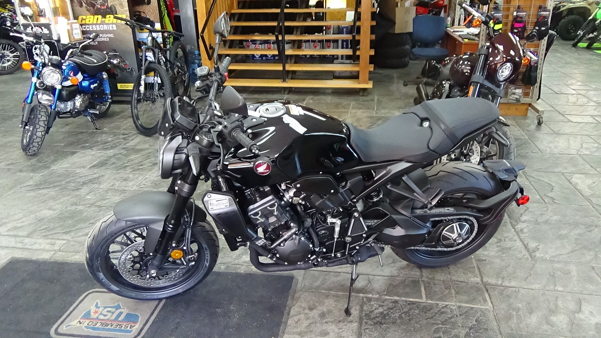 2021 Honda CB1000R Black Edition in Bennington, Vermont - Photo 6