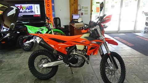 2025 KTM 500 EXC-F in Bennington, Vermont - Photo 4