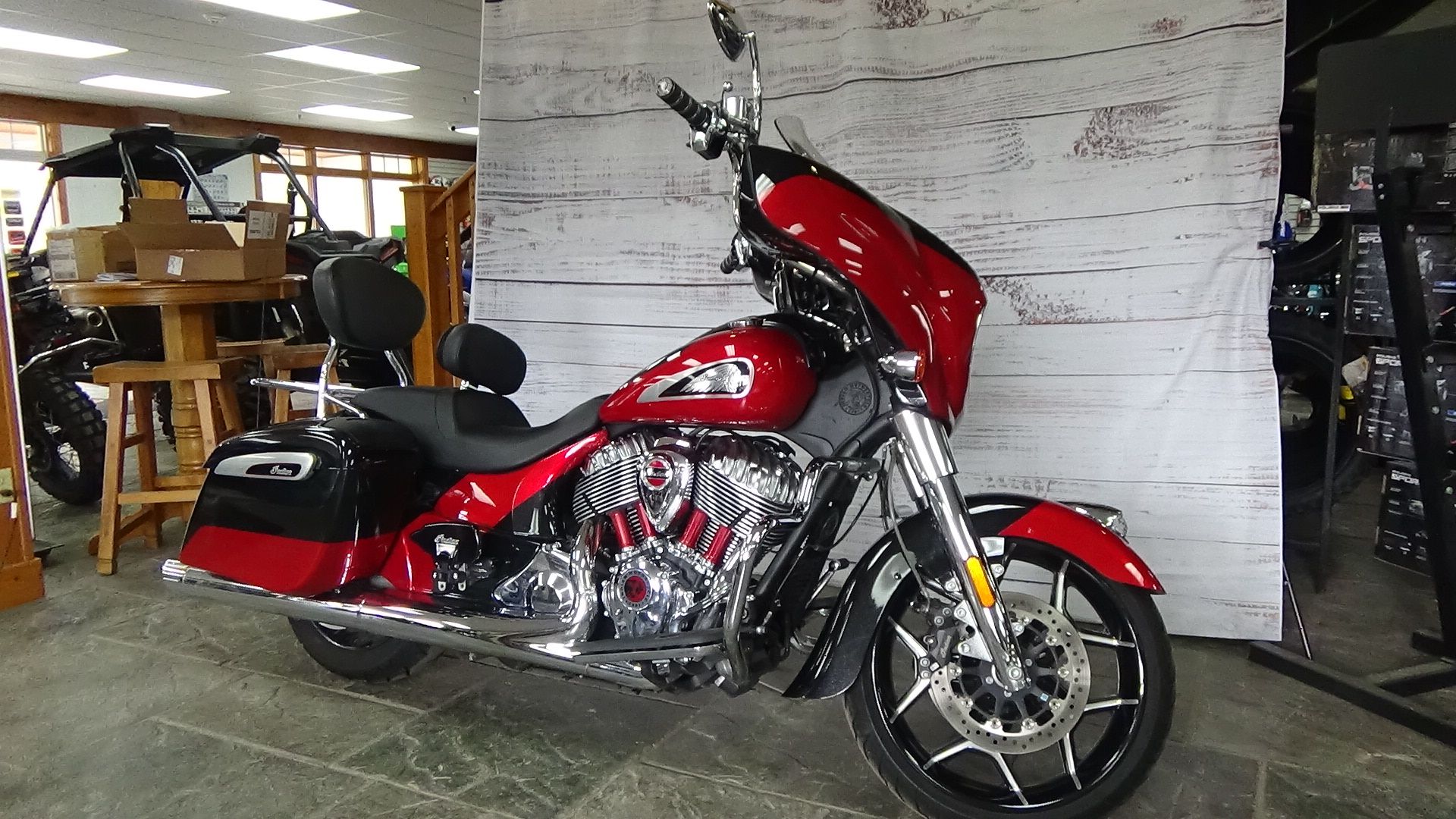 2020 Indian Motorcycle Chieftain® Elite in Bennington, Vermont - Photo 3