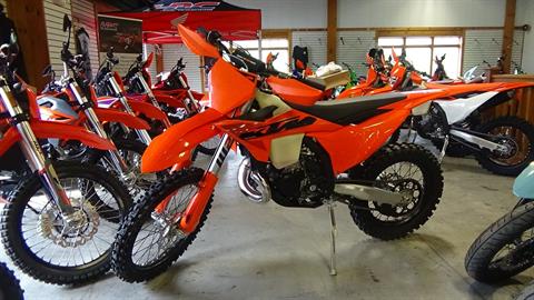 2025 KTM 250 XC in Bennington, Vermont - Photo 2